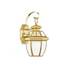 Livex Lighting 2051-02 Monterey 1-lumière 100W Laiton poli Lanterne murale d'extérieur