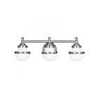 Livex Lighting 5713-91 Oldwick 3-Lights 225W Nickel brossé Luminaire de vanité